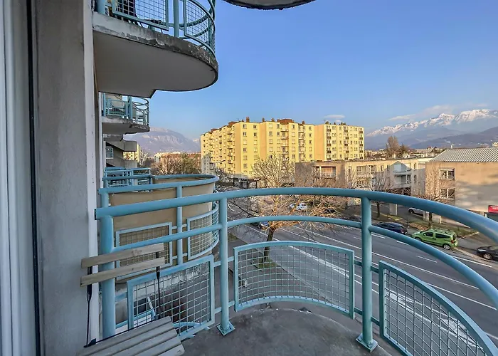 Lumineux Vue Montagne Апартаменти