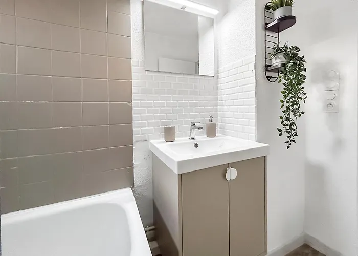 Lumineux Vue Montagne Апартаменти *