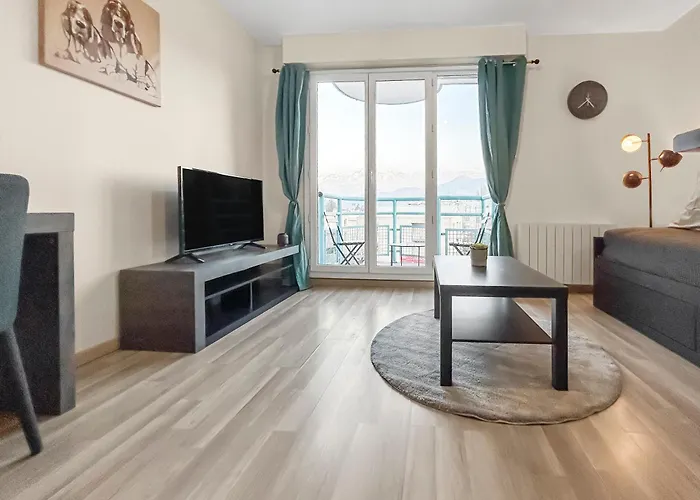 Апартаменти Lumineux Vue Montagne Гренобль
