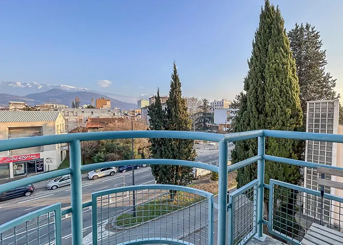 Апартаменти Lumineux Vue Montagne